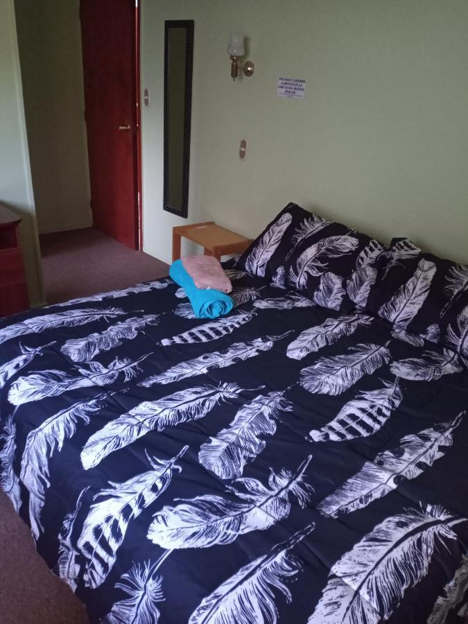 Hostal El Toque De Pilar Punta Arenas Exterior foto